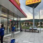 Servicii curatenie Altex