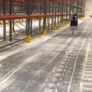 Curatenie industriala hala