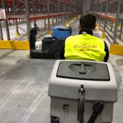 Curatenie industriala hala