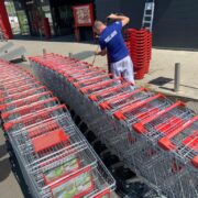 Spalat carucioare supermarket